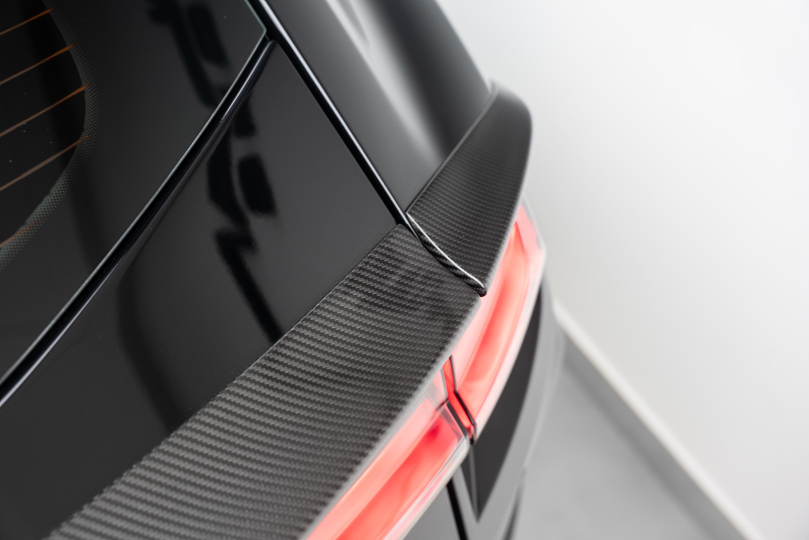2024 URUS BY NOVITEC | FULL CARBON | BANG OLUFSEN | HIGH SPEC |